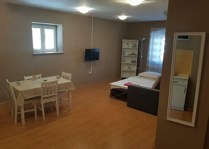 Apartment Central